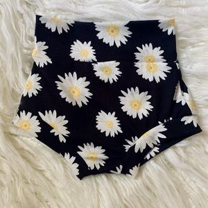 High Waisted Bummies